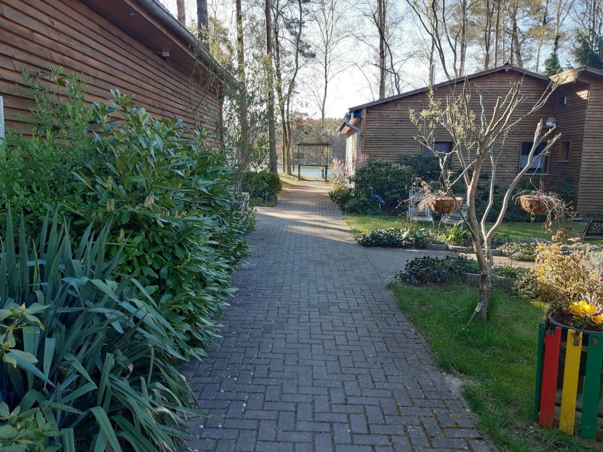 Monikas Gaestehaeuser Seeblick Himmelpfort Hotel Eksteriør billede